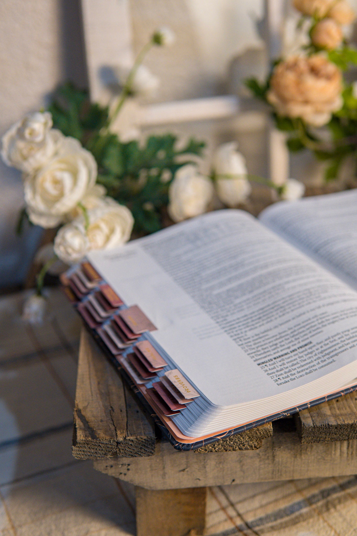 KJV Floral Devotional Bible